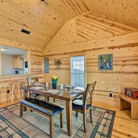 Vila Breathtaking Elkin Getaway With Vineyard Views! Exteriér fotografie